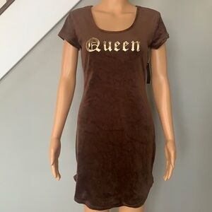 Queen dress